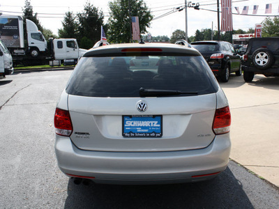 volkswagen jetta 2011 silver wagon 2 5 se gasoline 5 cylinders front wheel drive automatic 07702