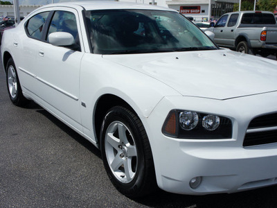 dodge charger 2010 white sedan sxt gasoline 6 cylinders rear wheel drive automatic 33021