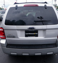 ford escape 2009 gray suv xlt gasoline 6 cylinders front wheel drive automatic with overdrive 32401
