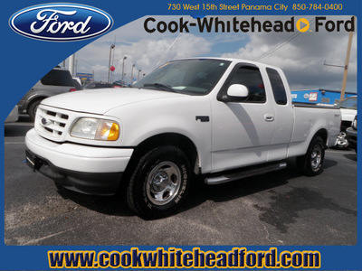 ford f 150 2003 white xl gasoline 6 cylinders rear wheel drive automatic with overdrive 32401