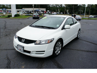 honda civic 2009 white coupe lx gasoline 4 cylinders front wheel drive 5 speed automatic 07724