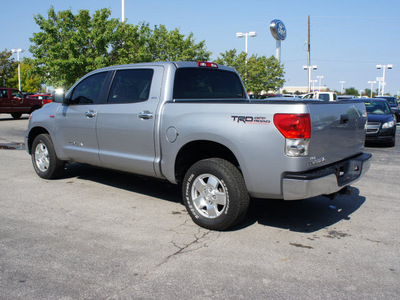 toyota tundra 2008 silver sr5 gasoline 8 cylinders 4 wheel drive 6 speed automatic 46168
