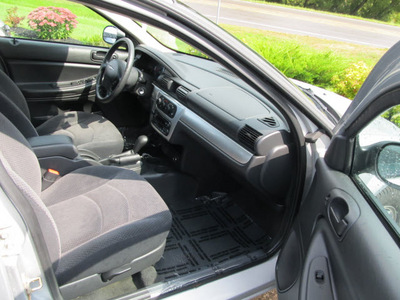 chrysler sebring 2005 silver sedan touring gasoline 6 cylinders front wheel drive automatic 13502