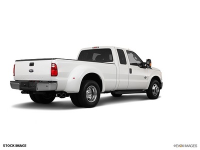 ford f 350 super duty 2011 white xl biodiesel 8 cylinders 4 wheel drive automatic 07724