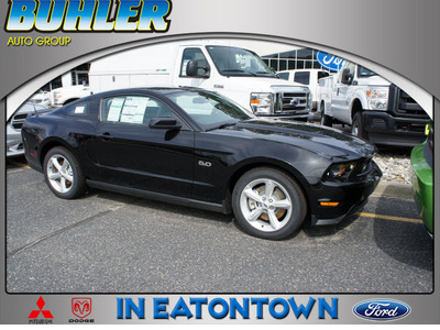 ford mustang 2012 black coupe gt premium gasoline 8 cylinders rear wheel drive 6 speed manual 07724