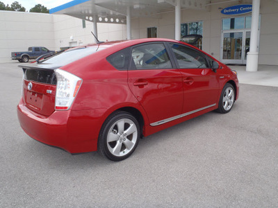 toyota prius 2011 red i hybrid 4 cylinders front wheel drive automatic 28557