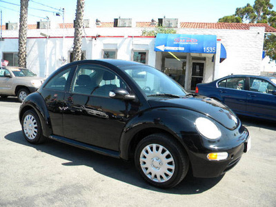 volkswagen new beetle 2004 black hatchback gl gasoline 4 cylinders front wheel drive automatic 92882