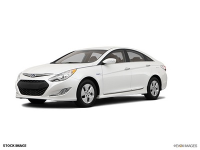 hyundai sonata hybrid 2011 white sedan blue drive hybrid 4 cylinders front wheel drive automatic 28805