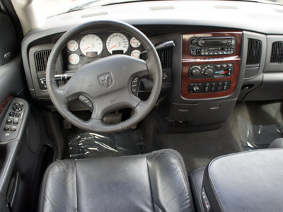 dodge ram pickup 1500 2002 white sport 4x4 gasoline 8 cylinders 4 wheel drive automatic with overdrive 98371