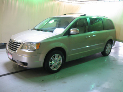 chrysler town and country 2009 sandstone van limited gasoline 6 cylinders front wheel drive automatic 44883