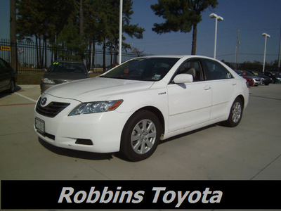 toyota camry hybrid 2009 white sedan hybrid 4 cylinders front wheel drive automatic 75503