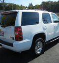 chevrolet tahoe 2011 white suv lt flex fuel 8 cylinders 4 wheel drive 6 speed automatic 55391