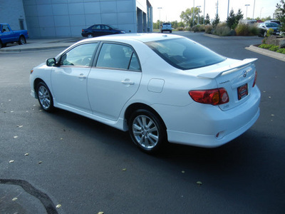 toyota corolla 2010 white sedan s gasoline 4 cylinders front wheel drive automatic 55448