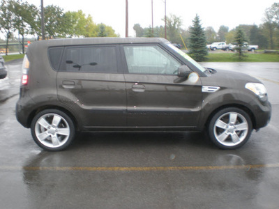 kia soul 2010 brown hatchback gasoline 4 cylinders front wheel drive automatic 13502