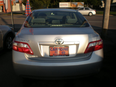 toyota camry 2007 silver sedan gasoline 4 cylinders front wheel drive automatic 13502