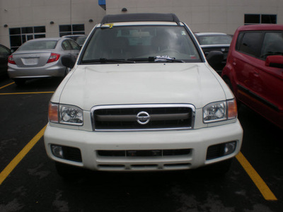 nissan pathfinder 2002 white suv gasoline 6 cylinders 4 wheel drive automatic 13502