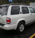 nissan pathfinder 2002 white suv gasoline 6 cylinders 4 wheel drive automatic 13502