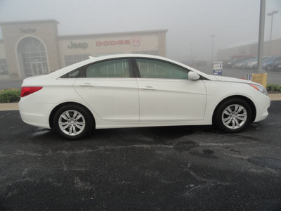 hyundai sonata 2011 white sedan gls gasoline 4 cylinders front wheel drive automatic 60915