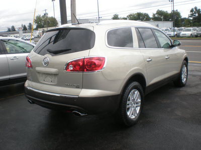 buick enclave 2008 gold suv cx gasoline 6 cylinders all whee drive automatic 13502