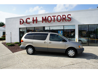 toyota sienna 2000 desert sand van le gasoline 6 cylinders front wheel drive 4 speed automatic 07724