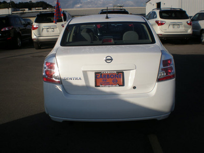 nissan sentra 2008 white sedan gasoline 4 cylinders front wheel drive automatic 13502