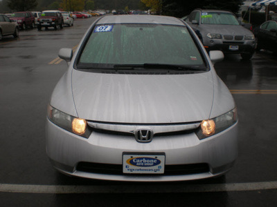 honda civic 2007 silver sedan lx gasoline 4 cylinders front wheel drive automatic 13502