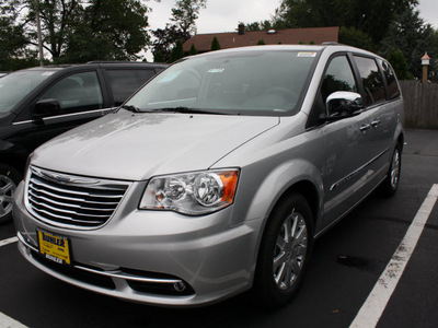 chrysler town and country 2012 silver van limited flex fuel 6 cylinders front wheel drive automatic 07730
