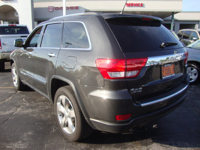 jeep grand cherokee 2011 gray suv limited gasoline 8 cylinders 4 wheel drive automatic 60443