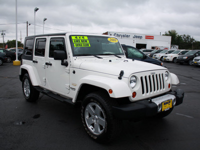jeep wrangler unlimited 2010 white suv sahara gasoline 6 cylinders 4 wheel drive automatic with overdrive 07730
