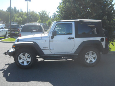 jeep wrangler 2010 silver suv sport gasoline 6 cylinders 4 wheel drive automatic 99212