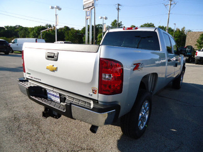 chevrolet silverado 2500 2012 silver lt gasoline 8 cylinders 4 wheel drive automatic 60007