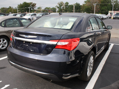 chrysler 200 2012 dk  blue sedan touring gasoline 4 cylinders front wheel drive automatic 07730