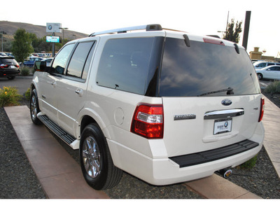 ford expedition 2007 pearl suv limited gasoline 8 cylinders 4 wheel drive automatic with overdrive 99352
