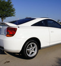 toyota celica 2000 white coupe gt gasoline 4 cylinders front wheel drive 5 speed manual 76018