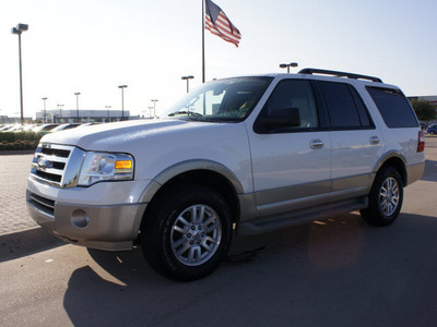 ford expedition 2010 white suv eddie bauer flex fuel 8 cylinders 2 wheel drive automatic 76018