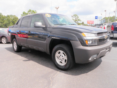 chevrolet avalanche 2003 dk  gray suv 1500 gasoline 8 cylinders rear wheel drive automatic 32401
