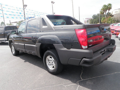 chevrolet avalanche 2003 dk  gray suv 1500 gasoline 8 cylinders rear wheel drive automatic 32401