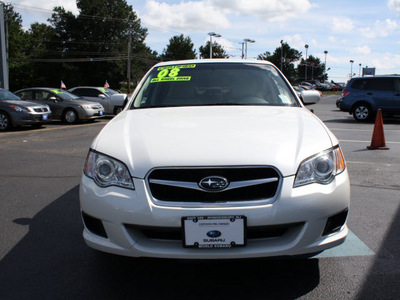 subaru legacy 2008 satin white sedan 2 5i gasoline 4 cylinders all whee drive automatic 07701