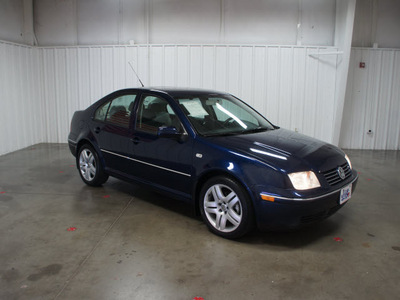 volkswagen jetta 2004 blue sedan gli 1 8t gasoline 4 cylinders front wheel drive automatic 76108