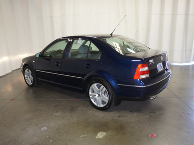 volkswagen jetta 2004 blue sedan gli 1 8t gasoline 4 cylinders front wheel drive automatic 76108