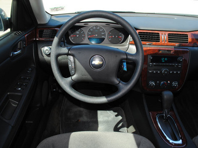 chevrolet impala 2007 silver sedan ls flex fuel 6 cylinders front wheel drive automatic 76087