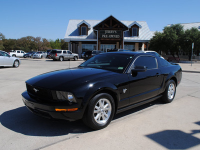 ford mustang 2009 black coupe gasoline 6 cylinders rear wheel drive 5 speed manual 76087