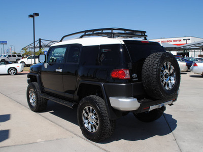 toyota fj cruiser 2010 black suv gasoline 6 cylinders 4 wheel drive automatic 76087