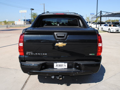 chevrolet avalanche 2010 black suv ltz flex fuel 8 cylinders 4 wheel drive automatic 76087