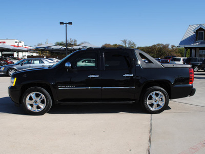 chevrolet avalanche 2010 black suv ltz flex fuel 8 cylinders 4 wheel drive automatic 76087