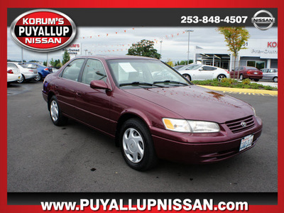 toyota camry 1997 red sedan le gasoline 6 cylinders front wheel drive automatic with overdrive 98371