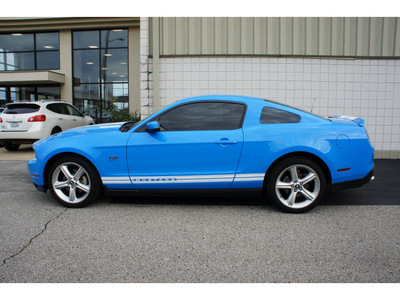 ford mustang 2010 coupe gasoline 8 cylinders rear wheel drive not specified 47130