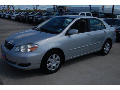 toyota corolla 2005 silver sedan le gasoline 4 cylinders front wheel drive automatic 77090