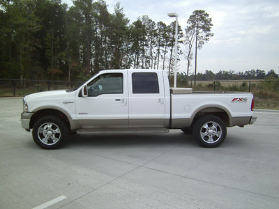 ford f 250 super duty 2005 white king ranch diesel 8 cylinders 4 wheel drive automatic 75503