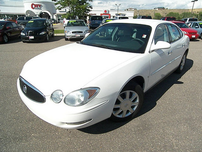 buick lacrosse 2006 white sedan cx gasoline 6 cylinders front wheel drive automatic 81212